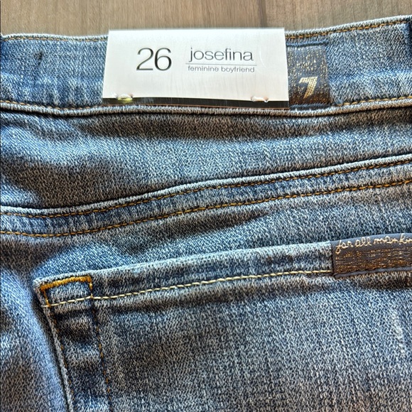 7 For All Mankind Josefina Feminine Boyfriend Blue Jeans - Picture 6 of 9